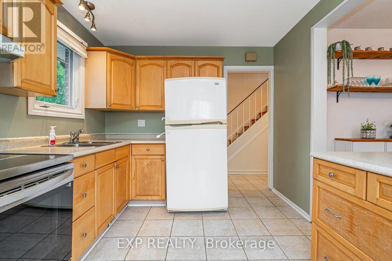 28513626/78-837-eastvale-drive/beaconwood/ottawa/ontario/K1J7T5_7