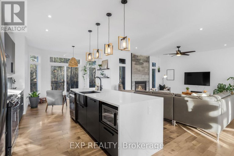 28534739/1579-rollin-road/clarencerockland-twp/clarence-rockland/ontario/K0A3N0_10