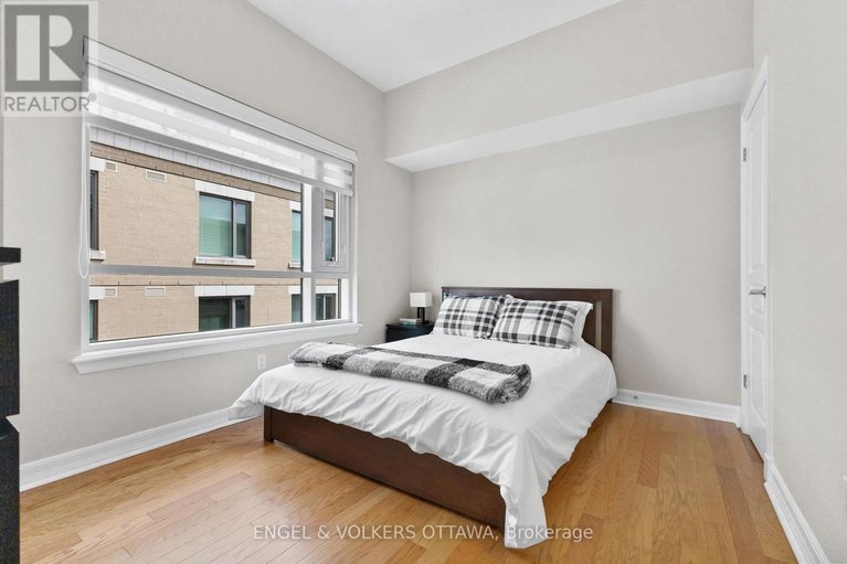 28806485/1211-200-besserer-street/sandy-hill/ottawa/ontario/K1N0A7_18