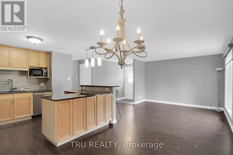 29148422/132-rothesay-drive/glencairnhazeldean/ottawa/ontario/K2L1P1_9