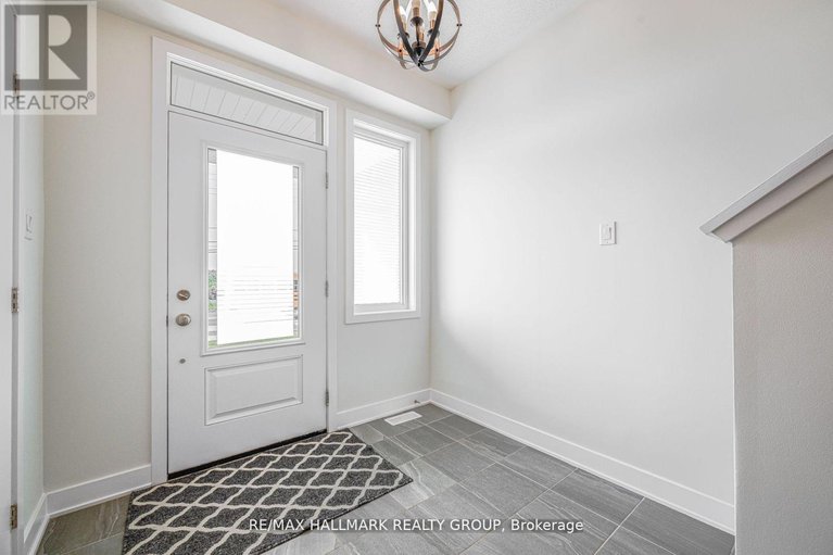 29143523/6357-perth-street/btwn-franktown-rd-fallowfield-rd/ottawa/ontario/K0A2Z0_5