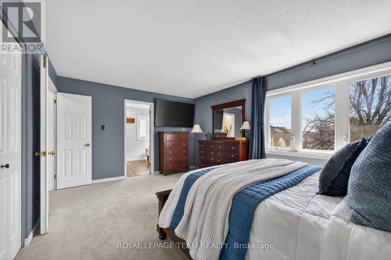 29629629/151-equestrian-drive/bridlewood/ottawa/ontario/K2M2C1_29