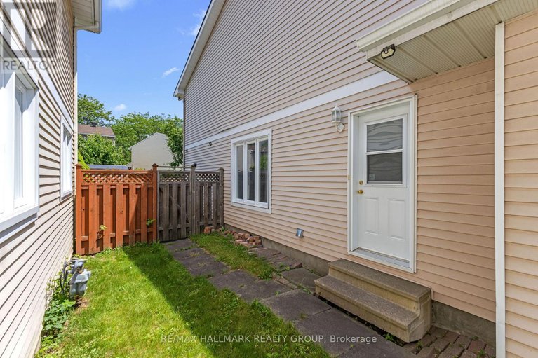 28518231/19-notman-way/hunt-club-park/ottawa/ontario/K1G4P6_43