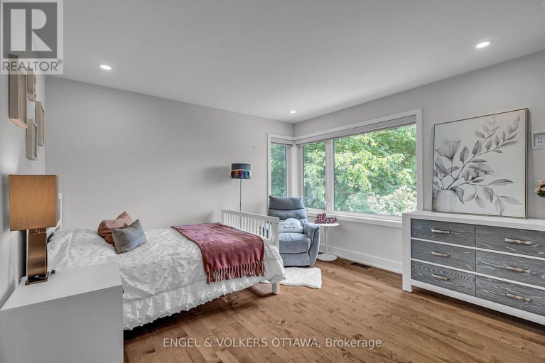 27931085/231-daniel-avenue/ottawa-westtunneys-pasture/ottawa/ontario/K1Y0C7_40
