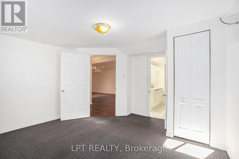 28994508/1517-caverley-street/riverview-park/ottawa/ontario/K1G0X9_24