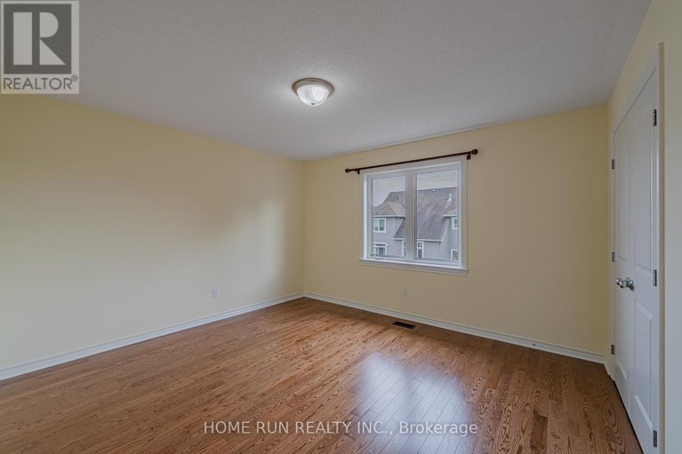 28995604/393-grammond-circle/avalon-west/ottawa/ontario/K4A0W8_39