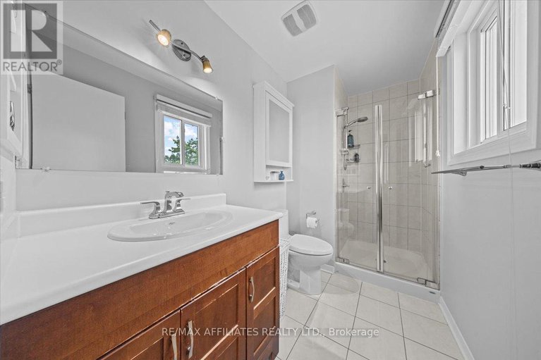 28820212/605-falwyn-crescent/fallingbrookridgemount/ottawa/ontario/K4A2B4_34