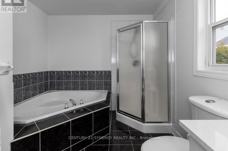 29081852/34-eliza-crescent/stittsville-south/ottawa/ontario/K2S2A3_27