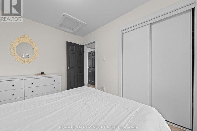 29519849/2462-dunning-road/cumberland-west/ottawa/ontario/K0A3E0_22