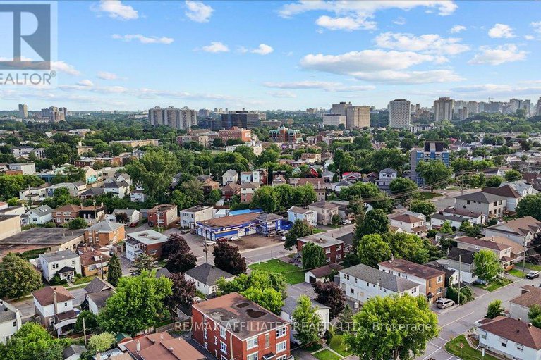 28601010/310-shakespeare-street/vanier/ottawa/ontario/K1L5M2_31