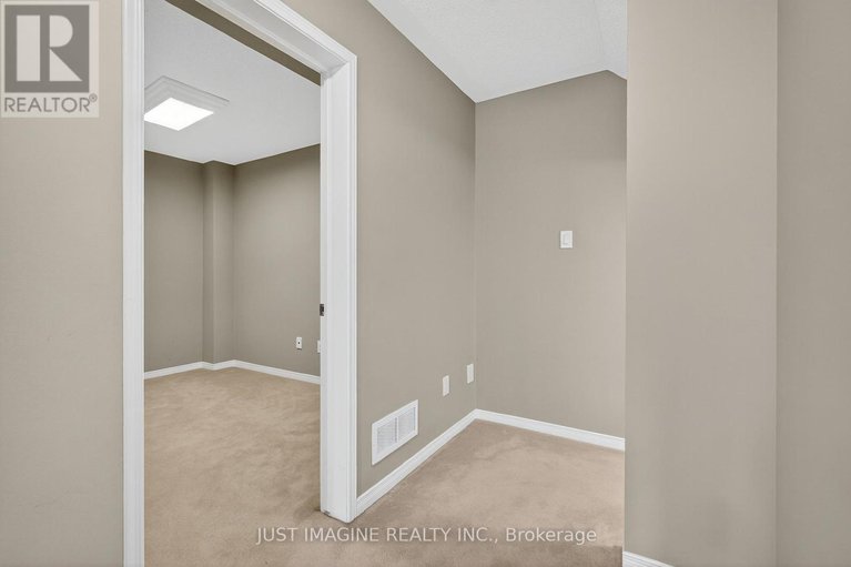 29033359/105-caithness-private/mer-bleuebradley-estatesanderson-park/ottawa/ontario/K1W0G4_6