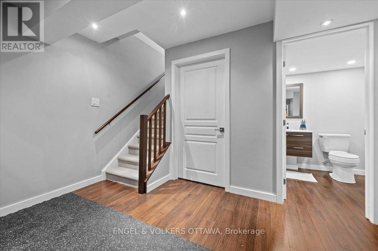 28956105/1003-markwick-crescent/notting-hillsummerside/ottawa/ontario/K4A4X5_27