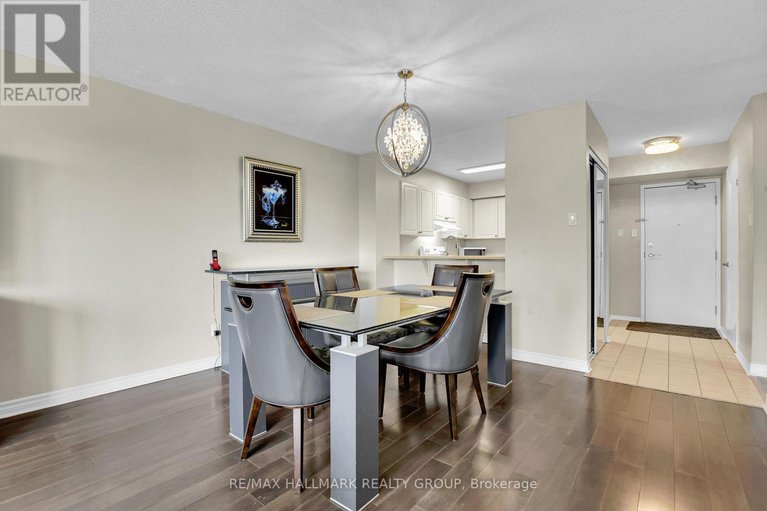 28500317/503-545-st-laurent-boulevard/viscount-alexander-park/ottawa/ontario/K1K4H9_17