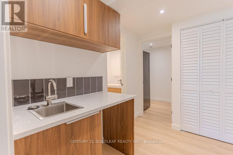 29088434/29-crownhill-street/beacon-hill-south/ottawa/ontario/K1J7K3_32