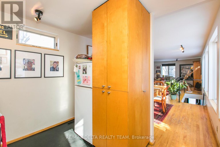 29117353/27-perkins-street/west-centre-town/ottawa/ontario/K1R7G4_29