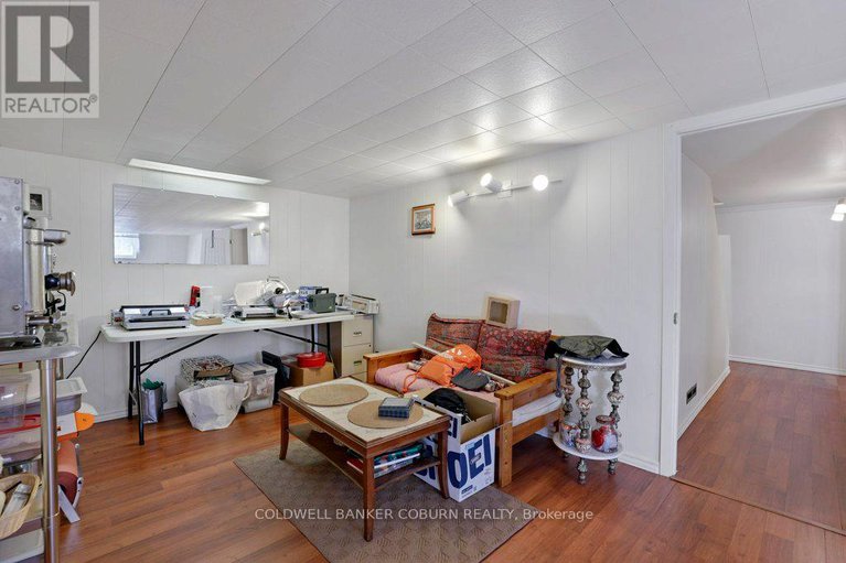 28976426/12-maple-avenue/iroquois/south-dundas/ontario/K0E1K0_22