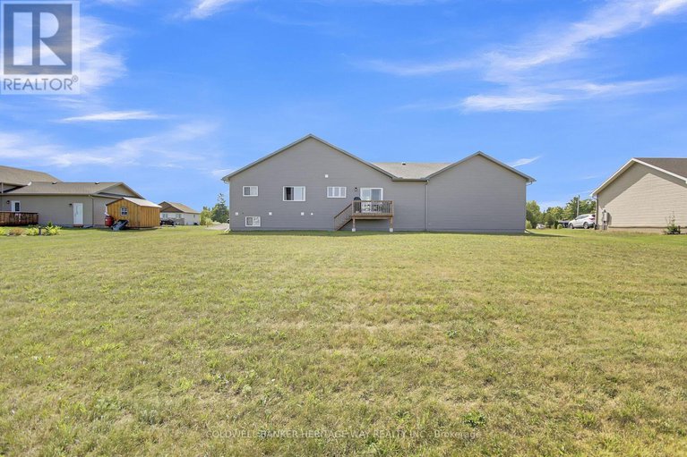 29034500/218-owen-lucas-street/mcnabbraeside-twps/mcnabbraeside/ontario/K7S3G8_42