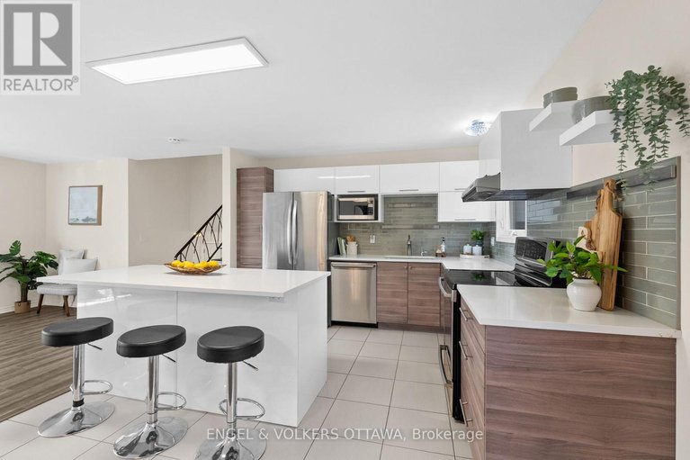 28857390/1841-lorraine-avenue/urbandale-acres/ottawa/ontario/K1H6Z7_12