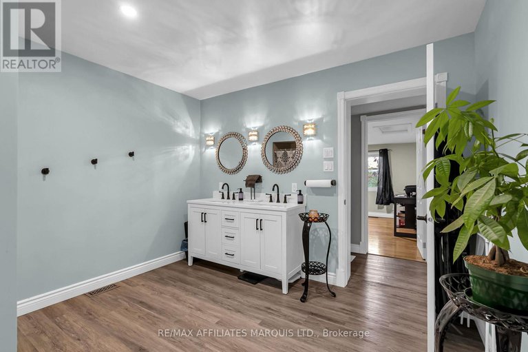 28975262/21895-seguin-mill-street/north-glengarry-kenyon-twp/north-glengarry/ontario/K0B1H0_17