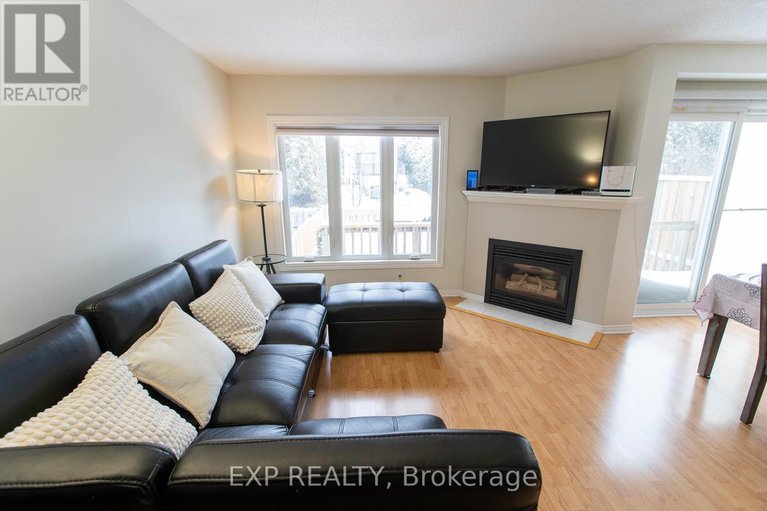 29399135/54-sheppards-glen-avenue/emerald-meadowstrailwest/ottawa/ontario/K2M2M9_7