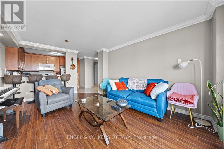 29308336/908-158a-mcarthur-avenue-e/vanier/ottawa/ontario/K1L7E7_17