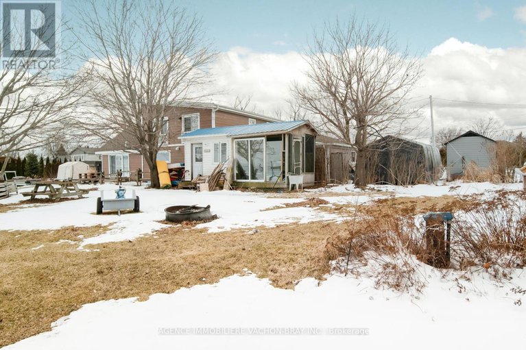 27786842/6240-167th-avenue/south-glengarry/ontario/K0C1E0_36