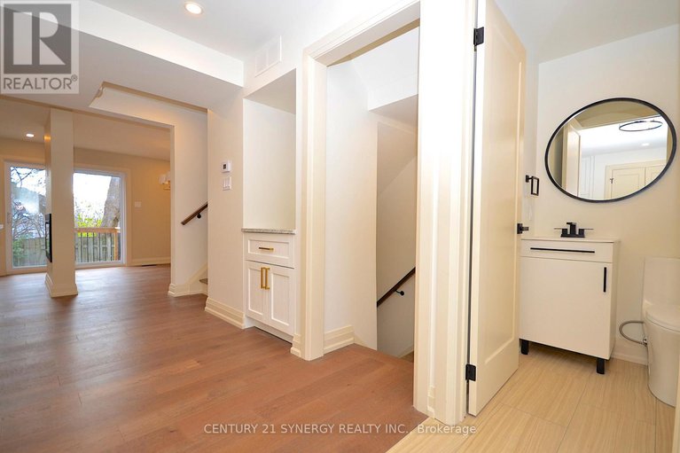 29094064/28-660-hochelaga-street/carson-meadows/ottawa/ontario/K1K2E9_4