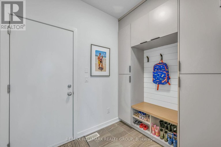 29426951/14-stanhope-court/stonebridge/ottawa/ontario/K2J6S2_17