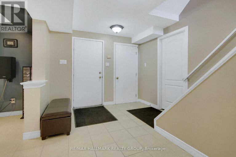 28623040/1498-kingsdale-avenue/blossom-parkkemp-parkfindlay-creek/ottawa/ontario/K1T1H2_35