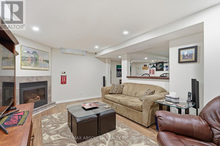 29579178/759-montcrest-drive/fallingbrookridgemount/ottawa/ontario/K4A2N1_32