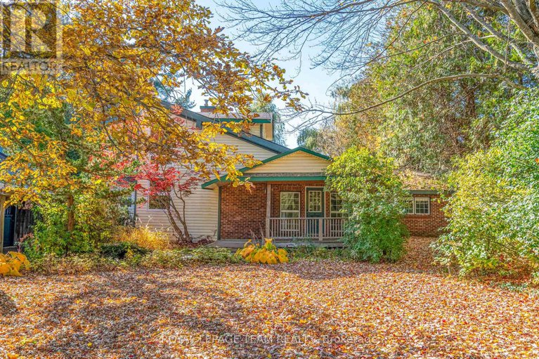 28352509/2322-summerside-drive/manotick-east-to-manotick-station/ottawa/ontario/K4M1B4_6