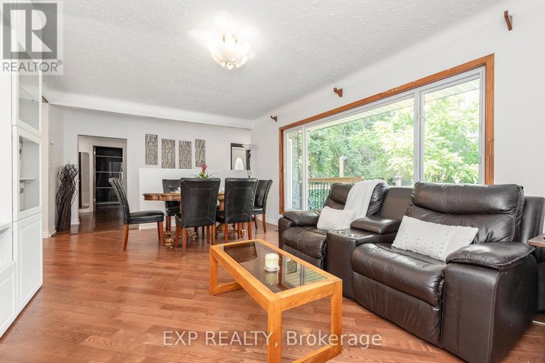 28615553/1807-old-second-line-road/kanata-north-west/ottawa/ontario/K2K1X7_10