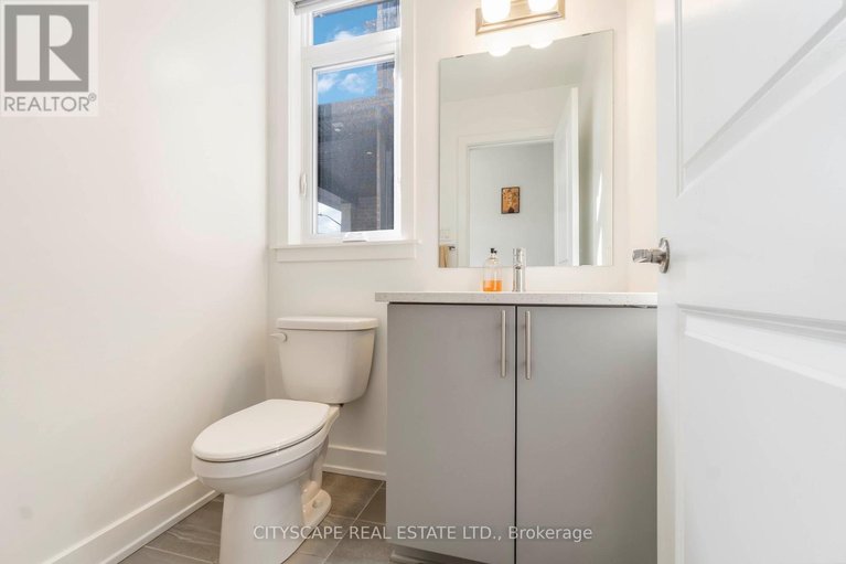 29634385/617-kenabeek-terrace/riverside-southgloucester-glen/ottawa/ontario/K4M0B3_11