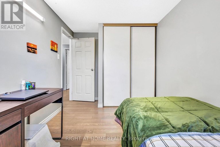 29566265/1324-belgate-way/cyrville/ottawa/ontario/K1J8P9_18