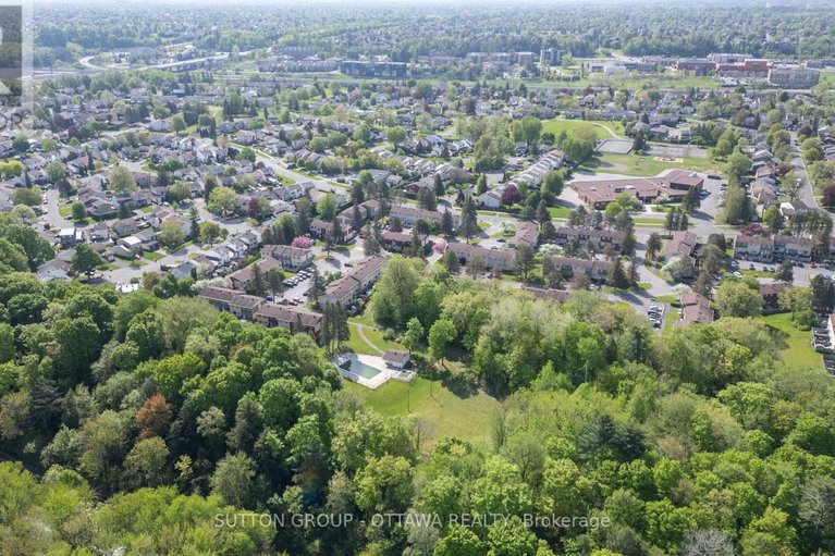 28474228/237-teal-crescent/chatelaine-village/ottawa/ontario/K1E2C3_32