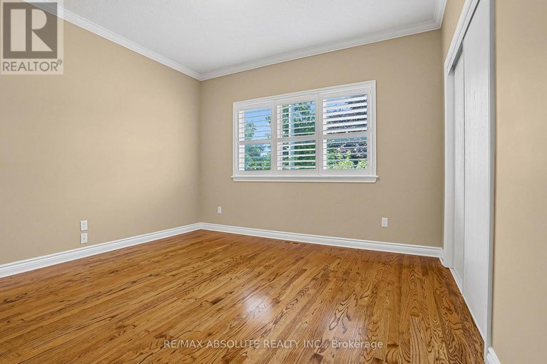 28668574/1513-apeldoorn-avenue/carleton-heights/ottawa/ontario/K2C1V2_29