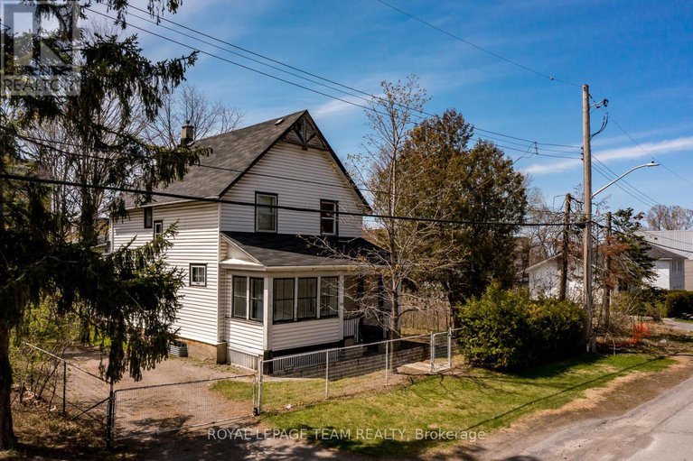 28224416/830-high-street/britannia-heights/ottawa/ontario/K2B6C4_2