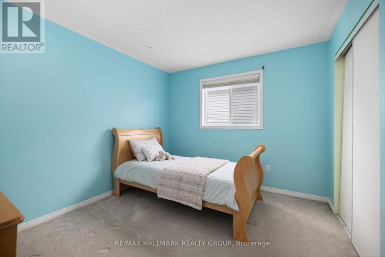 29358699/60-ipswich-terrace/morgans-grantsouth-march/ottawa/ontario/K2K2R3_23