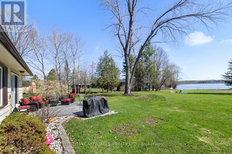 28443658/530-moore-drive/drummond-n-elmsley-drummond-twp/drummondnorth-elmsley/ontario/K7C4L1_2
