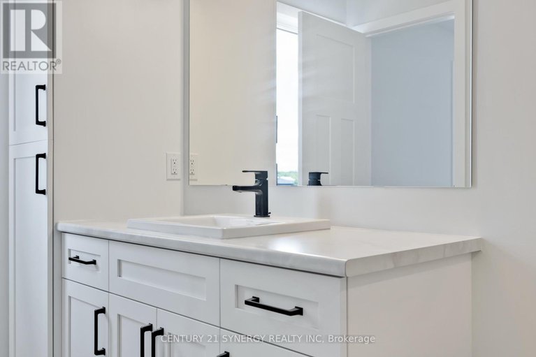 28643715/13-helen-street/north-stormont-finch-twp/north-stormont/ontario/K0A1R0_34