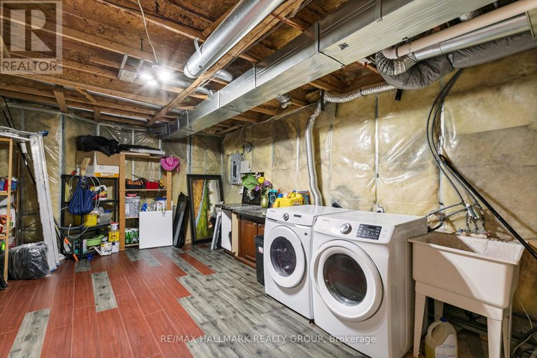 29429893/340-stoneway-drive/barrhaven-east/ottawa/ontario/K2G6G8_34