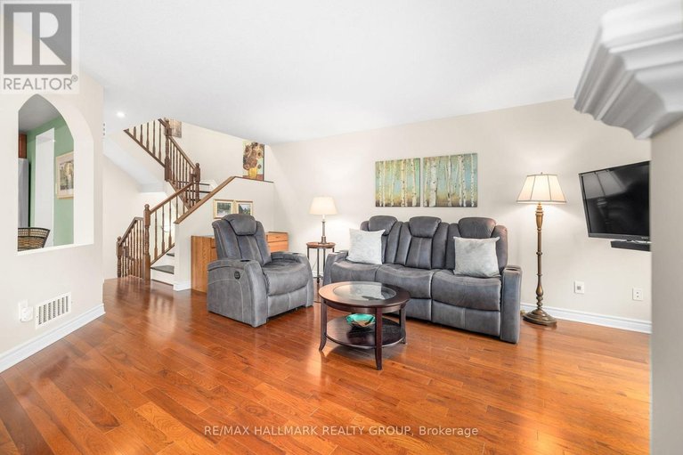 29648631/548-langelier-avenue/mer-bleuebradley-estatesanderson-park/ottawa/ontario/K1W0E7_10