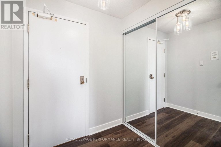 29014380/209-6470-bilberry-drive/orleans-wood/ottawa/ontario/K1C4P1_13