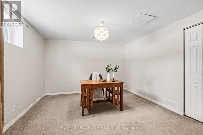 29445577/30-colonel-drive/north-grenville-twp-kemptville-south/north-grenville/ontario/K0G1J0_68