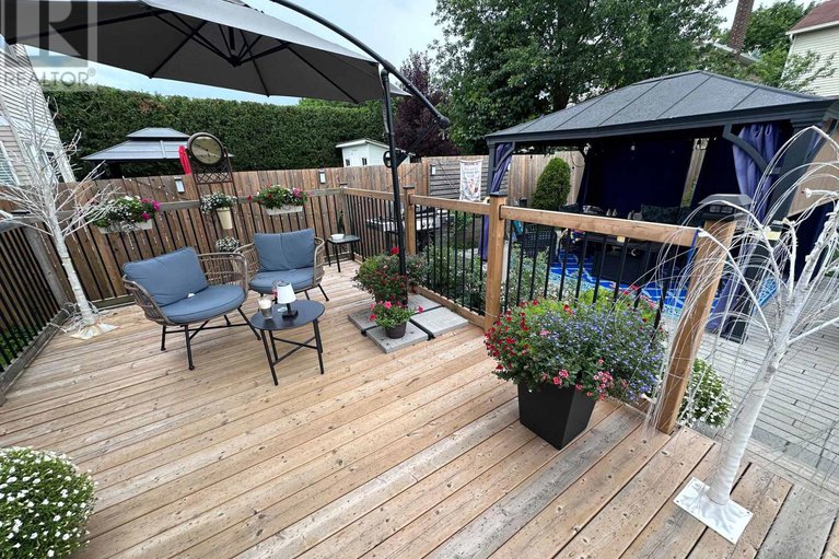 29305647/1310-prestone-drive/bilberry-creekqueenswood-heights/ottawa/ontario/K1E2Z6_40