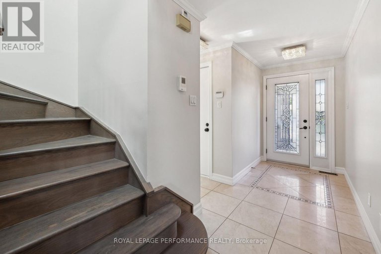 29032423/1873-du-clairvaux-road/chapel-hill/ottawa/ontario/K1C5X9_3