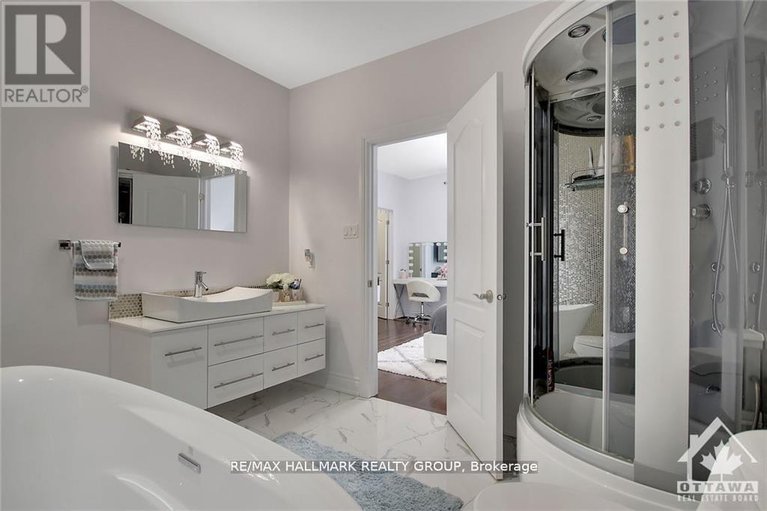 29584360/699-ballycastle-crescent/riverside-south/ottawa/ontario/K1X0A4_37