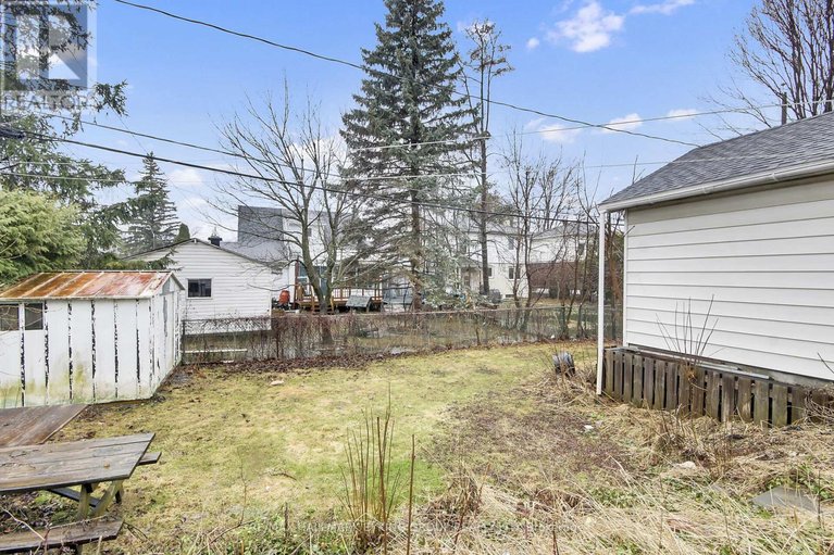 29614145/2018-olympia-crescent/elmvale-acresurbandale/ottawa/ontario/K1G2B4_32