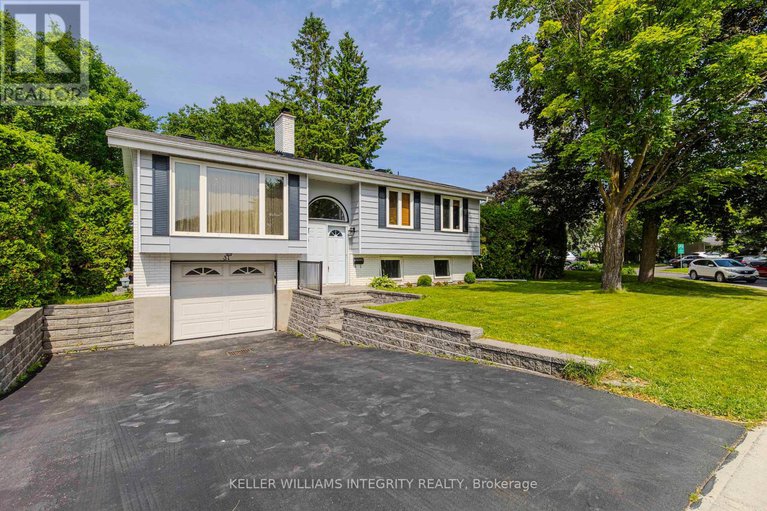 28506368/31-ashgrove-crescent/briargreen/ottawa/ontario/K2G0S1_2