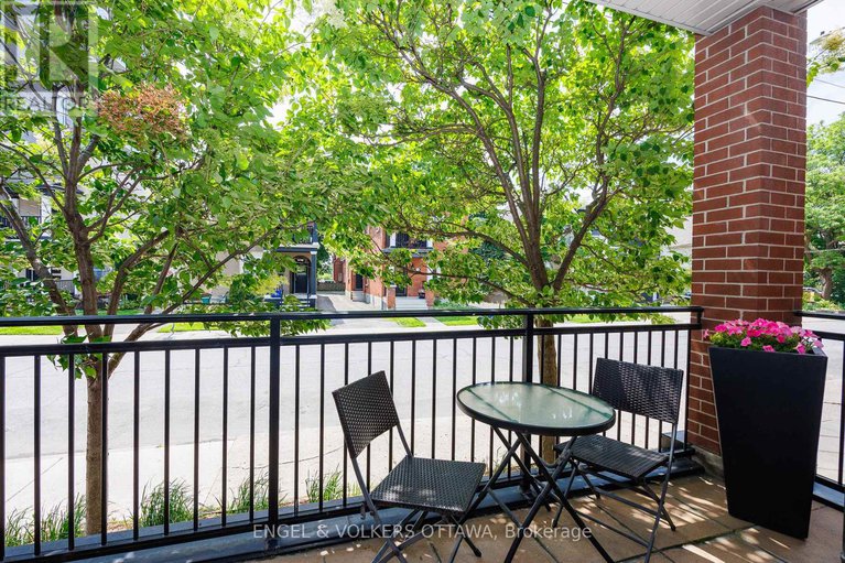 28592109/105-400-mcleod-street/ottawa-centre/ottawa/ontario/K2P1A6_37
